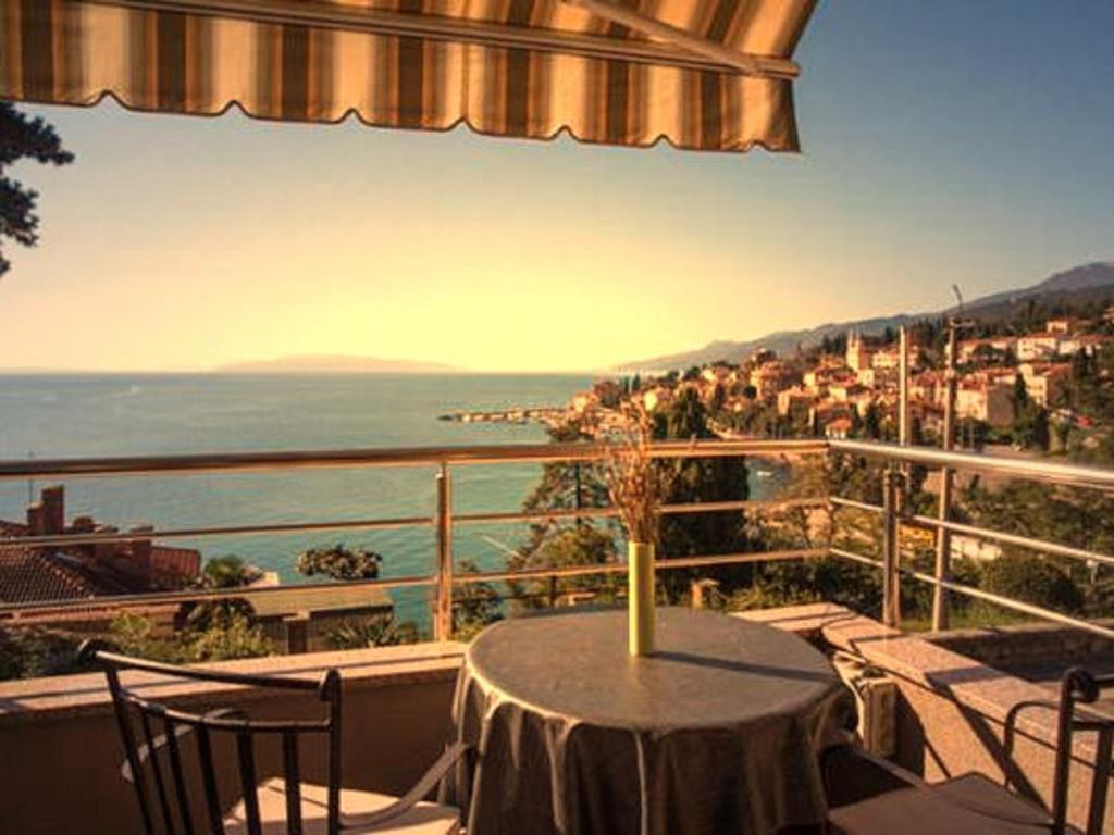 Apartments Villa Dinka Opatija Exteriér fotografie